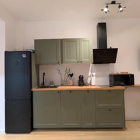 Sunny Side Apartment